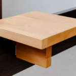 Závesná polica hranatá